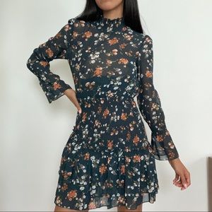 US2 Princess Polly frilly, floral mini dress!